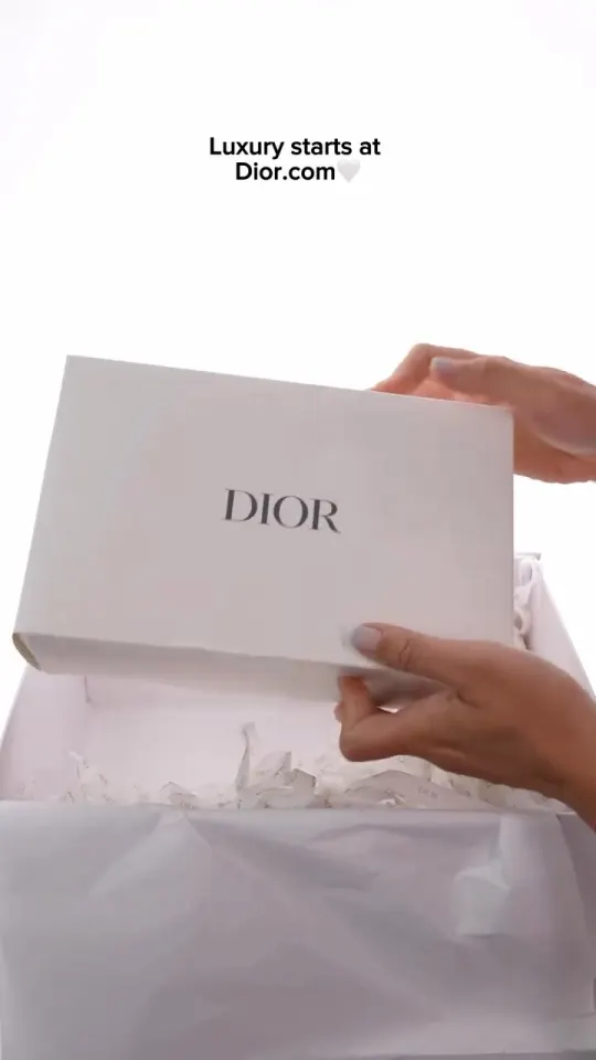 Luxury beauty unboxing UGC video